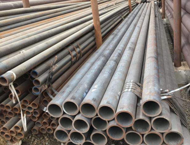 山東無(wú)縫鋼管現貨充足